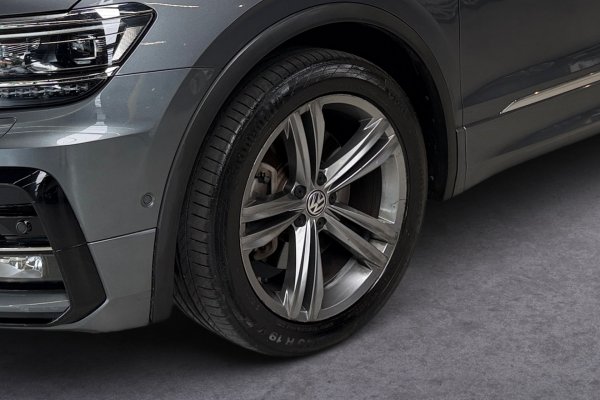 VOLKSWAGEN Tiguan 2.0 350 TSI Allspace R-line 2019/2019 VOLKSWAGEN Tiguan 2.0 350 TSI Allspace R-line 2019/2019