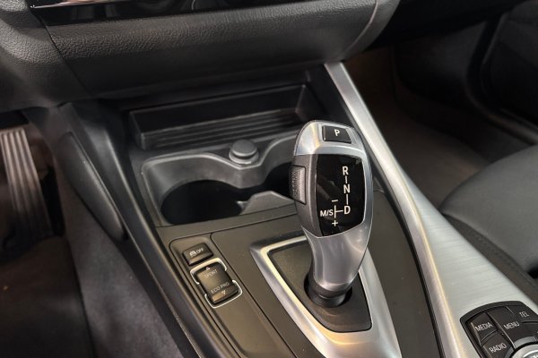 BMW 120i 2.0 16V SPORT GP ACTIVEFLEX 4P AUTOMÁTICO 2015/2016