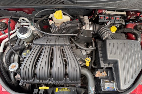 CHRYSLER PT Cruiser 2.4 CLASSIC 16V GASOLINA 4P AUTOMÁTICO 2008/2009