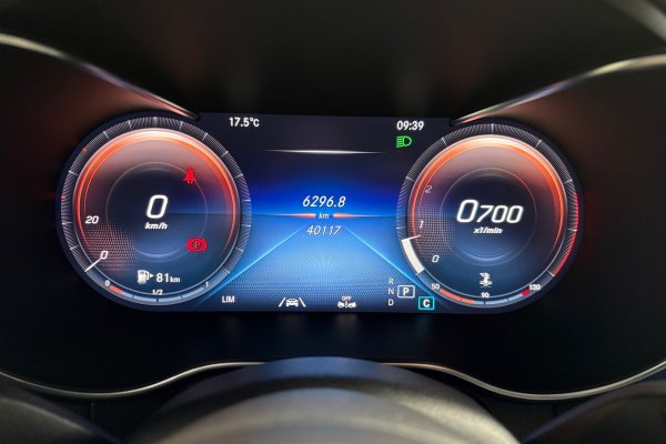 MERCEDES-BENZ GLC 300 2.0 CGI GASOLINA COUPÉ AMG LINE 4MATIC 9G-TRONIC 2023/2023 MERCEDES-BENZ GLC 300 2.0 CGI GASOLINA COUPÉ AMG LINE 4MATIC 9G-TRONIC 2023/2023