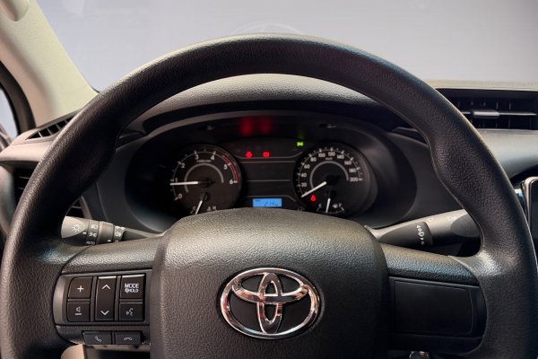 TOYOTA Hilux 2.8 POWER PACK 4X4 CD 16V DIESEL 4P MANUAL 2022/2023