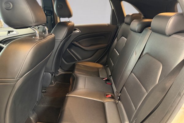 MERCEDES-BENZ B 200 1.6 TURBO GASOLINA 4P AUTOMÁTICO 2015/2015