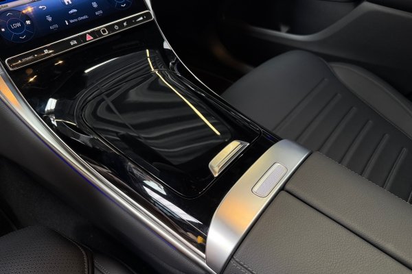 MERCEDES-BENZ GLC 300 2.0 MHEV AMG LINE 4MATIC 9G-TRONIC 2025/2026