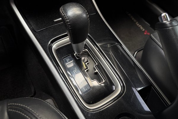 MITSUBISHI OUTLANDER 2.0 MIVEC GASOLINA GLS AUTOMÁTICO 2018/2019