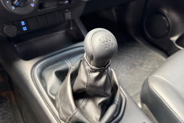 TOYOTA Hilux 2.8 POWER PACK 4X4 CD 16V DIESEL 4P MANUAL 2022/2023