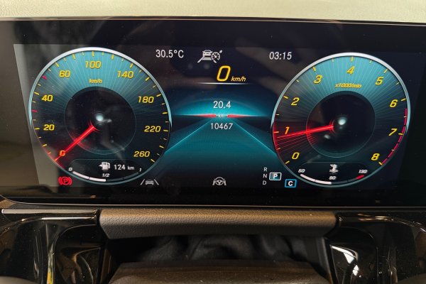 MERCEDES-BENZ GLA 200 1.3 GCI GASOLINA AMG LINE 7G-DCT 2021/2021