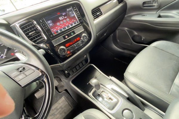 MITSUBISHI OUTLANDER 2.0 MIVEC GASOLINA GLS AUTOMÁTICO 2018/2019