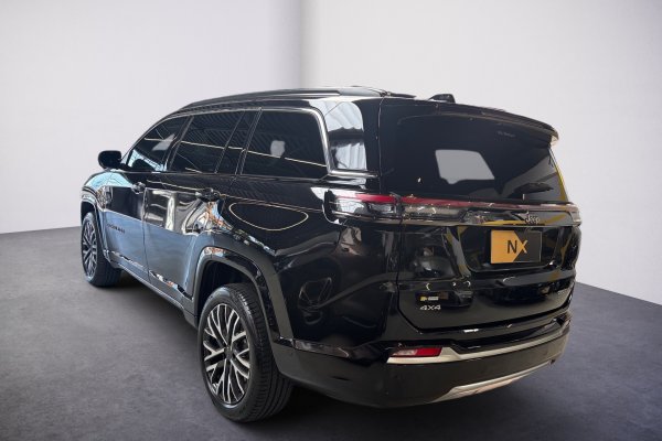 JEEP COMMANDER 2.2 TURBO DIESEL OVERLAND AT9 2025/2026