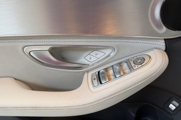 MERCEDES-BENZ C 180 1.6 CGI AVANTGARDE 16V TURBO GASOLINA 4P AUTOMÁTICO 2016/2016 MERCEDES-BENZ C 180 1.6 CGI AVANTGARDE 16V TURBO GASOLINA 4P AUTOMÁTICO 2016/2016