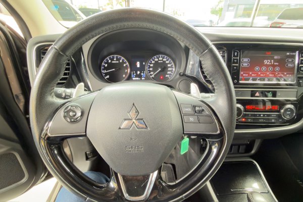 MITSUBISHI OUTLANDER 2.0 MIVEC GASOLINA GLS AUTOMÁTICO 2018/2019