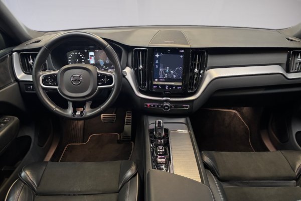 VOLVO XC60 2.0 T8 HYBRID R-DESIGN AWD GEARTRONIC 2018/2019