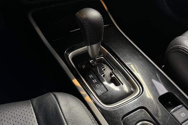 MITSUBISHI OUTLANDER 2.2 4X4 16V DIESEL 4P AUTOMÁTICO 2018/2018