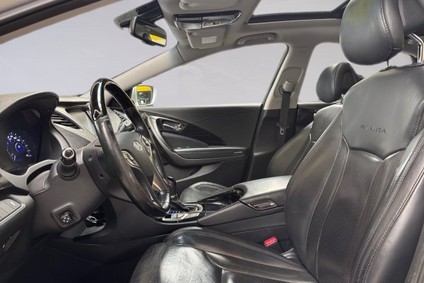 HYUNDAI Azera 3.0 MPFI GLS SEDAN V6 24V GASOLINA 4P AUTOMÁTICO 2012/2013