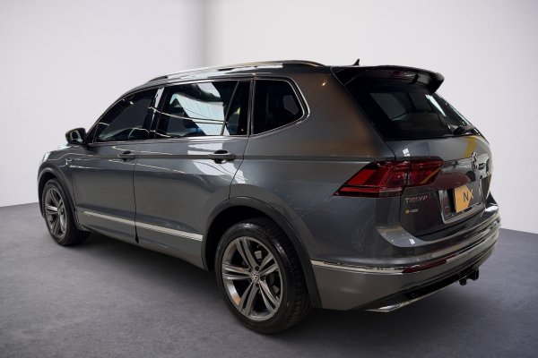 VOLKSWAGEN Tiguan 2.0 350 TSI Allspace R-line 2019/2019 VOLKSWAGEN Tiguan 2.0 350 TSI Allspace R-line 2019/2019