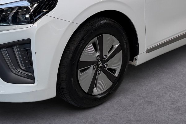 HYUNDAI IONIQ 1.6 GDI HEV DCT 2022/2023 HYUNDAI IONIQ 1.6 GDI HEV DCT 2022/2023