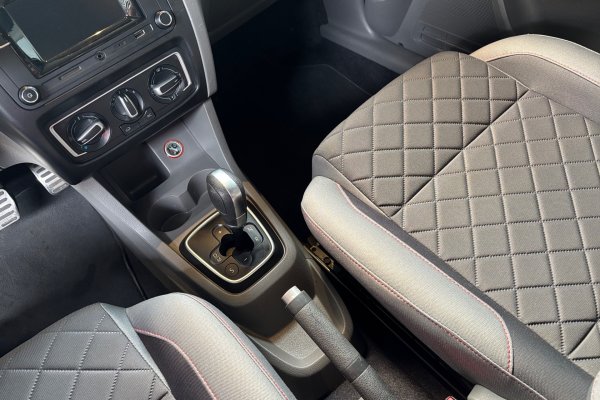 VOLKSWAGEN Fox 1.6 MSI HIGHLINE 16V FLEX 4P AUTOMATIZADO 2016/2016 VOLKSWAGEN Fox 1.6 MSI HIGHLINE 16V FLEX 4P AUTOMATIZADO 2016/2016
