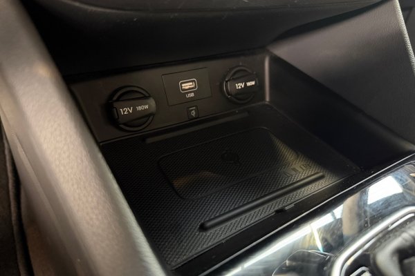 HYUNDAI IONIQ 1.6 GDI HEV DCT 2022/2023 HYUNDAI IONIQ 1.6 GDI HEV DCT 2022/2023