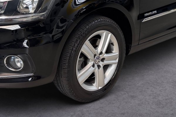 VOLKSWAGEN Fox 1.6 MSI HIGHLINE 16V FLEX 4P AUTOMATIZADO 2016/2016 VOLKSWAGEN Fox 1.6 MSI HIGHLINE 16V FLEX 4P AUTOMATIZADO 2016/2016