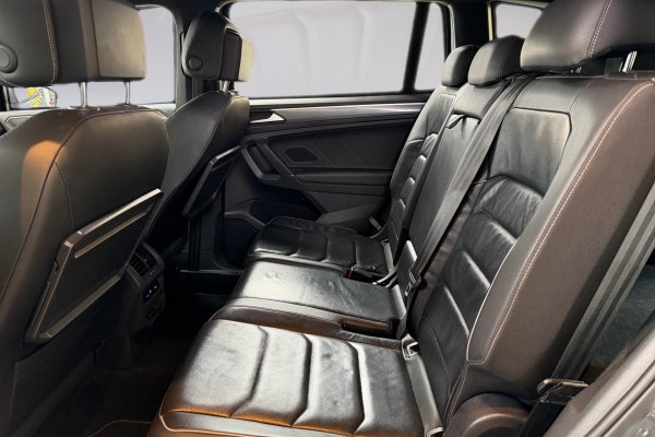 VOLKSWAGEN Tiguan 2.0 350 TSI Allspace R-line 2019/2019 VOLKSWAGEN Tiguan 2.0 350 TSI Allspace R-line 2019/2019