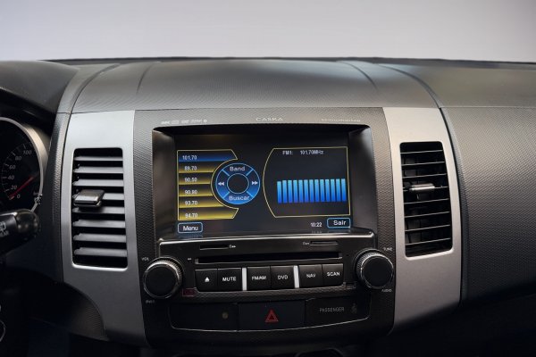 MITSUBISHI OUTLANDER 2.0 16V GASOLINA 4P AUTOMÁTICO 2011/2012