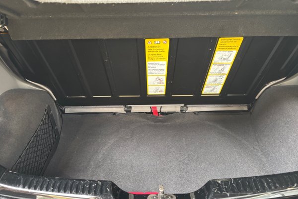 VOLKSWAGEN Fox 1.6 MSI HIGHLINE 16V FLEX 4P AUTOMATIZADO 2016/2016 VOLKSWAGEN Fox 1.6 MSI HIGHLINE 16V FLEX 4P AUTOMATIZADO 2016/2016