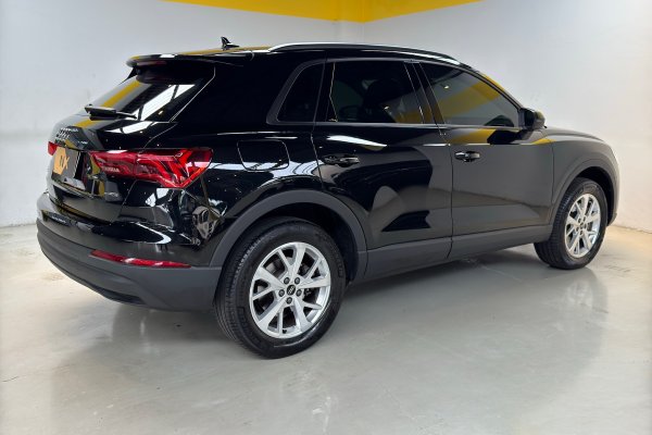 AUDI Q3 2.0 40 TFSI GASOLINA PRESTIGE QUATTRO TIPTRONIC 2022/2023