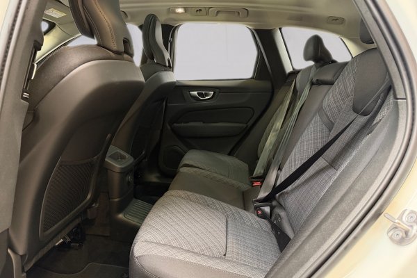 VOLVO XC60 2.0 T8 PHEV PLUS AWD GEARTRONIC 2025/2026