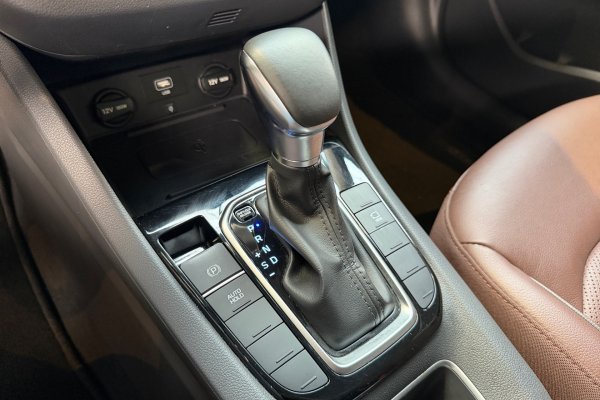 HYUNDAI IONIQ 1.6 GDI HEV DCT 2022/2023 HYUNDAI IONIQ 1.6 GDI HEV DCT 2022/2023