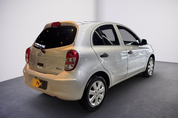 NISSAN MARCH 1.0 S 16V FLEX 4P MANUAL 2012/2013