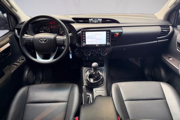 TOYOTA Hilux 2.8 POWER PACK 4X4 CD 16V DIESEL 4P MANUAL 2022/2023