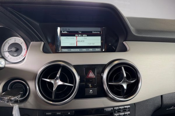 MERCEDES-BENZ GLK 220 2.1 CDI 4X4 DIESEL 4P AUTOMÁTICO 2014/2014