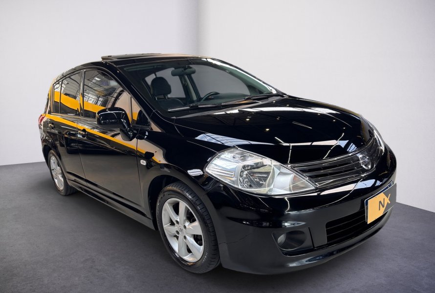 NISSAN TIIDA 1.8 SL 16V FLEX 4P AUTOMÁTICO 2011/2012